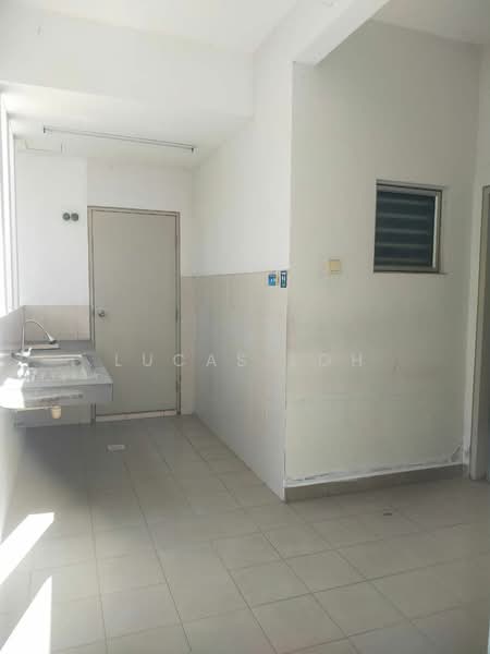 Oleander Bandar Seri Coalfields untuk Untuk Dijual - RM 790,000, Apr 2026 - Kitchen - PropertyGuru.com.my