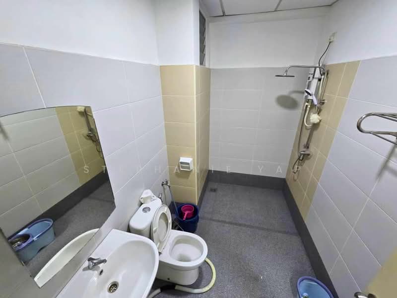 Service Residence for Rent at Akademik Suite - Stephanie Yap - Bathroom - PropertyGuru.com.my