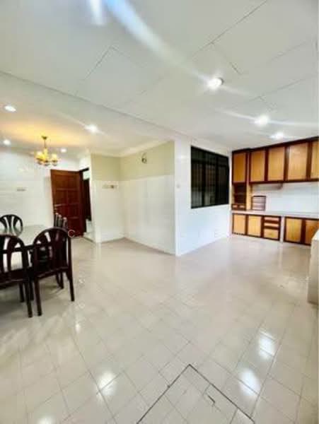 Taman Pelangi untuk Untuk Disewa - RM 2,800 /bulan, Mac 2026 - Dining Room - PropertyGuru.com.my