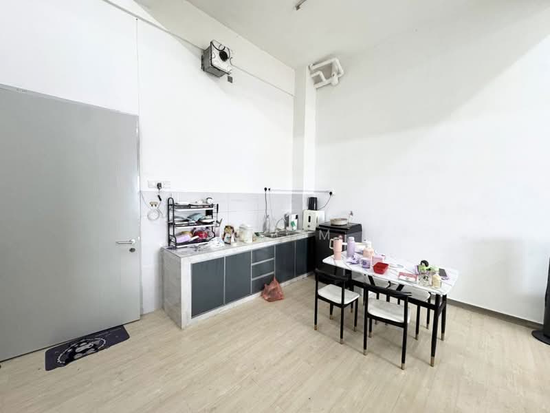 Service Residence for Rent at The Garden Residences - CK Lim - Kitchen - PropertyGuru.com.my