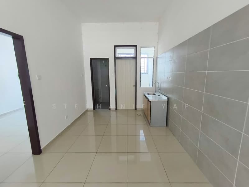 Terraced House for Rent in Kampung Sentosa Barat (Pasir Gudang) - Stephanie Yap - Kitchen - PropertyGuru.com.my