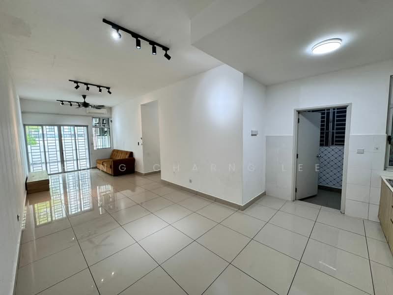 Service Residence for Rent at Meridin Bayvue Serviced Apartment - Hong Charng Lee - Living Room - PropertyGuru.com.my