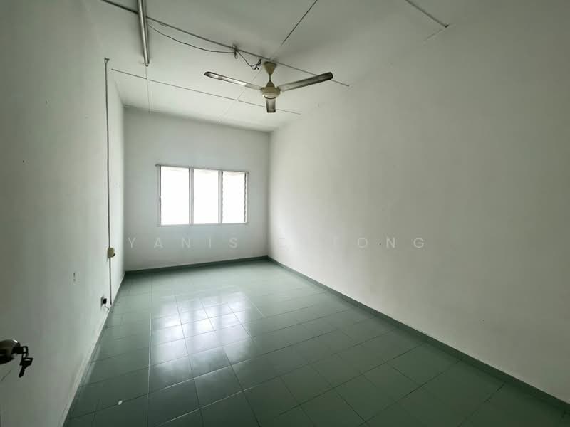 2-storey Terraced House for Sale in Taman Wangsa Permai (Kepong) - Yanis Cheong - Interior - PropertyGuru.com.my