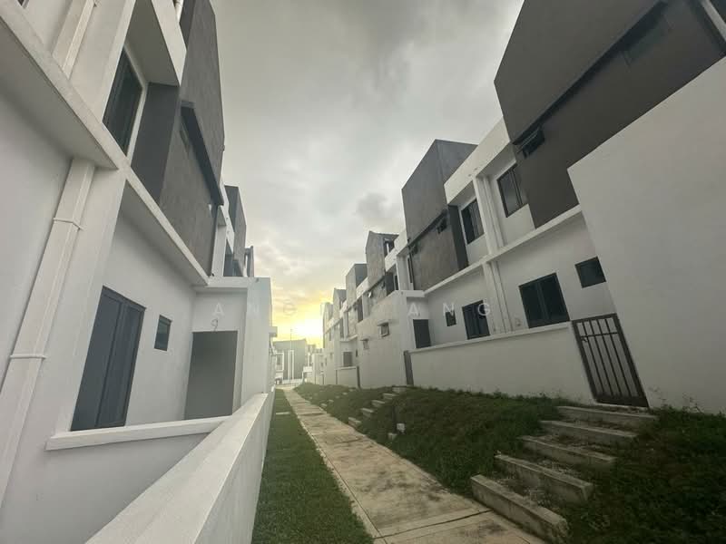 Valeria Garden Homes untuk Untuk Dijual - RM 1,100,000, Mac 2026 - Exterior - PropertyGuru.com.my