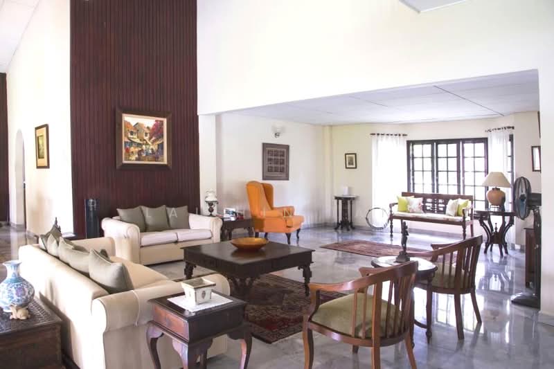 Rumah Banglo untuk Dijual di Seksyen 14 (Petaling Jaya) - Lai Hin Tan - Living Room - PropertyGuru.com.my