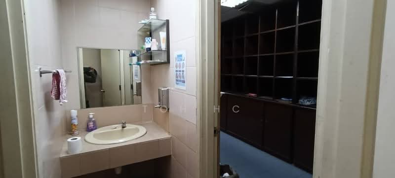 Office for Rent in KL City Centre (Kuala Lumpur) - Toh HC - Bathroom - PropertyGuru.com.my