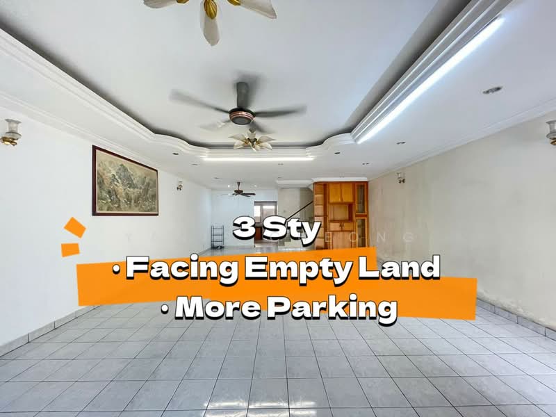 2.5-storey Terraced House for Sale in Taman Wangsa Permai (Kepong) - Yanis Cheong - Living Room - PropertyGuru.com.my
