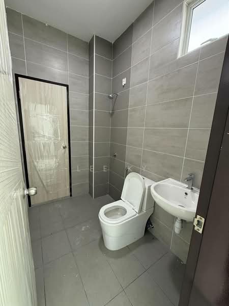 2-storey Terraced House for Sale in Pasir Gudang (Johor) - Lee KY - Bathroom - PropertyGuru.com.my