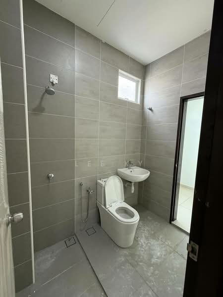 2-storey Terraced House for Sale in Pasir Gudang (Johor) - Lee KY - Bathroom - PropertyGuru.com.my