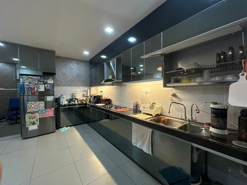 2-storey Terraced House for Sale in Skudai (Johor) - Steph Choong - Kitchen - PropertyGuru.com.my