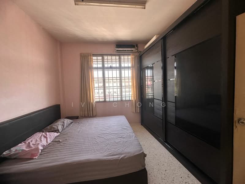Apartment for Sale at Kiambang Apartment - Ivy Chong - Bedroom - PropertyGuru.com.my