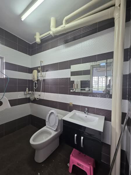 Apartment for Sale at Bistari Impian Apartment - Crystal Kong - Bathroom - PropertyGuru.com.my