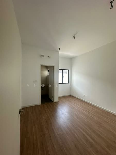 2-storey Terraced House for Sale in Bandar Gamuda Gardens (Rawang) - Angel Ang - Interior - PropertyGuru.com.my