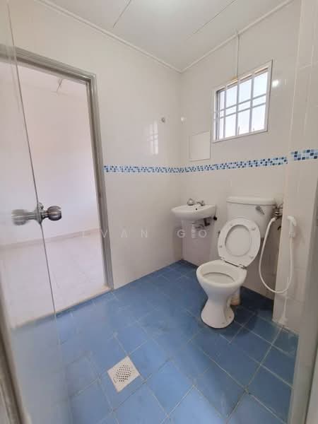 2-storey Terraced House for Rent in Taman Putra Prima (Puchong) - Evan Goh - Bathroom - PropertyGuru.com.my