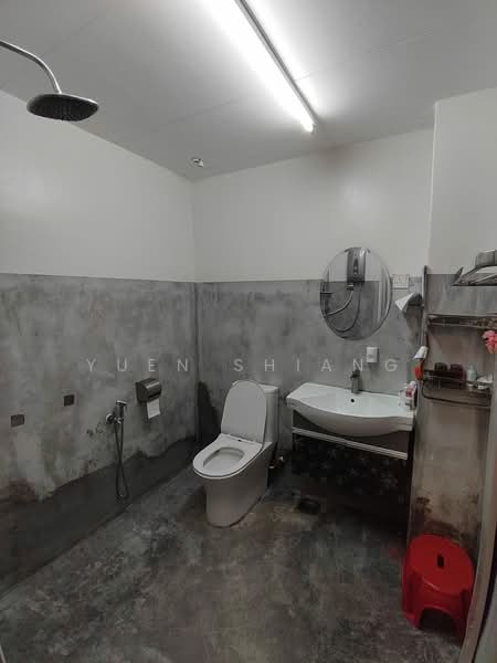 Bandar damai perdana untuk Untuk Disewa - RM 2,500 /bulan, Mac 2026 - Bathroom - PropertyGuru.com.my