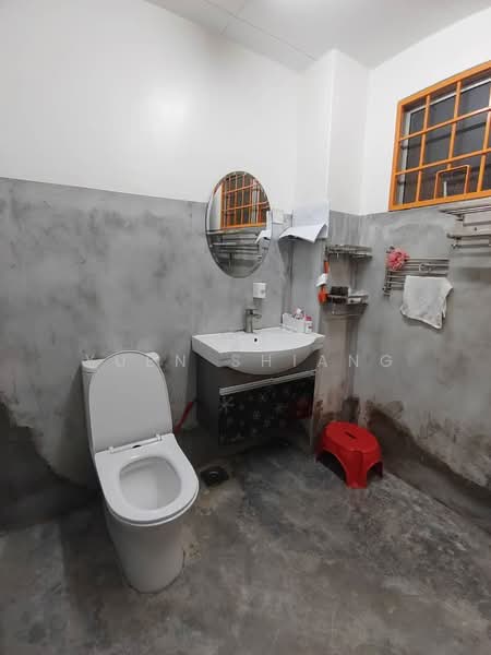 Bandar damai perdana untuk Untuk Disewa - RM 2,500 /bulan, Mac 2026 - Bathroom - PropertyGuru.com.my