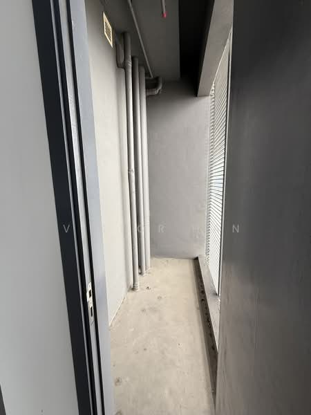 Office for Rent in Mont Kiara (Kuala Lumpur) - Victor Han - Corridor - PropertyGuru.com.my