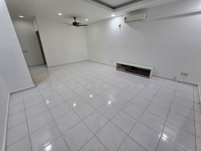 2-storey Terraced House for Sale in Setia Tropika (Johor Bahru) - Michelle Fong - Living Room - PropertyGuru.com.my