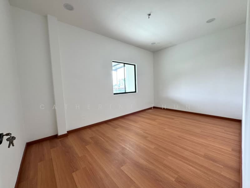 Semi-Detached House for Sale in Kampung Mahmoodiah (Johor Bahru) - Catherine Thung - Interior - PropertyGuru.com.my