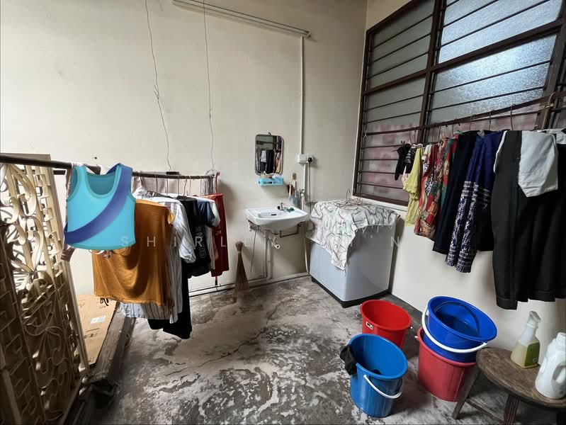 Shop for Sale in Jelutong (Penang) - Shirley Ch'ng - PropertyGuru.com.my