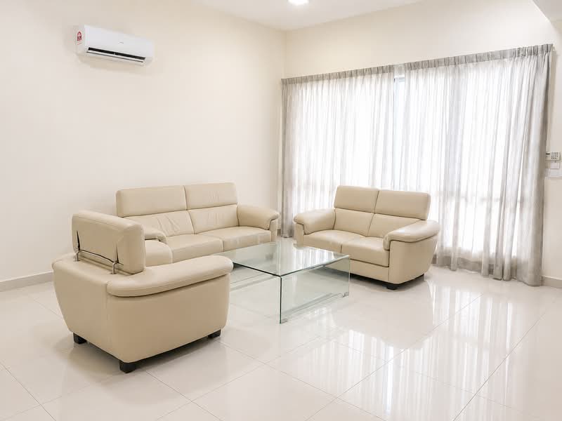 Terraced House for Rent in Batu Caves (Selangor) - Esther Tan - Living Room - PropertyGuru.com.my