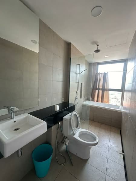 Kondominium untuk Disewa di Triuni Residences - Alex Lim - Bathroom - PropertyGuru.com.my
