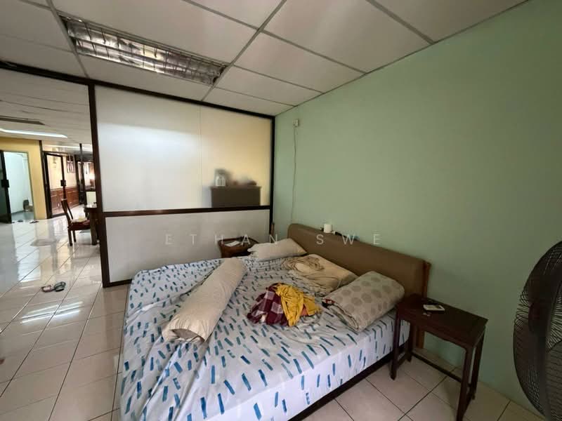 Shop / Office for Sale in Usj 4 (Subang Jaya) - Ethan Swe - Bedroom - PropertyGuru.com.my