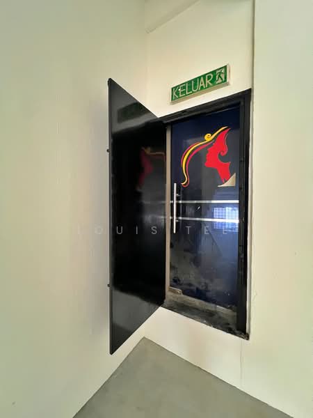 Shop for Rent in Cheras Business Centre (Kuala Lumpur) - Louis Tee - Entrance - PropertyGuru.com.my