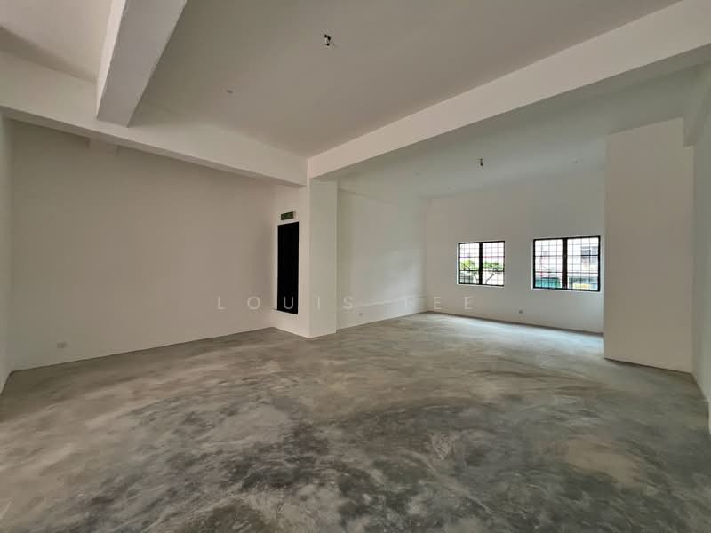 Shop for Rent in Cheras Business Centre (Kuala Lumpur) - Louis Tee - Interior - PropertyGuru.com.my