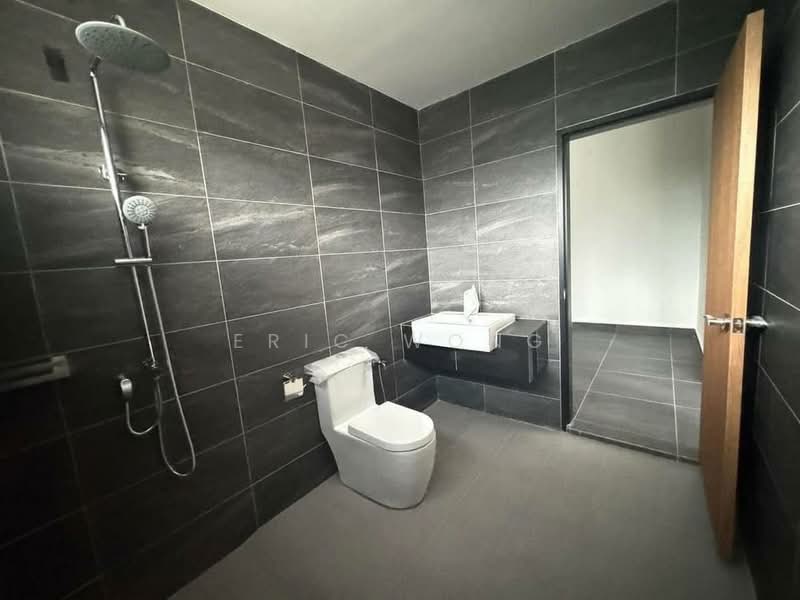 3-storey Terraced House for Sale in Kulai (Johor) - Eric Wong - Bathroom - PropertyGuru.com.my