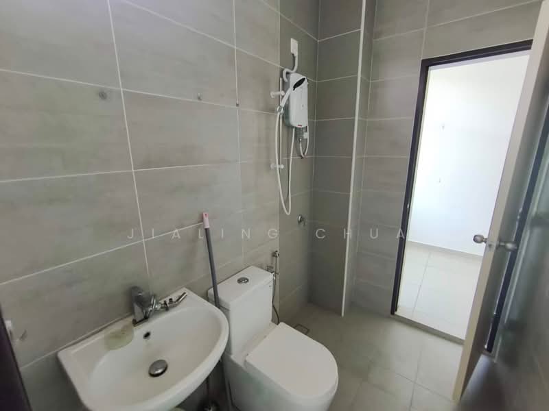 Terraced House for Rent in Kampung Sentosa Barat (Pasir Gudang) - Jialing Chua - Bathroom - PropertyGuru.com.my