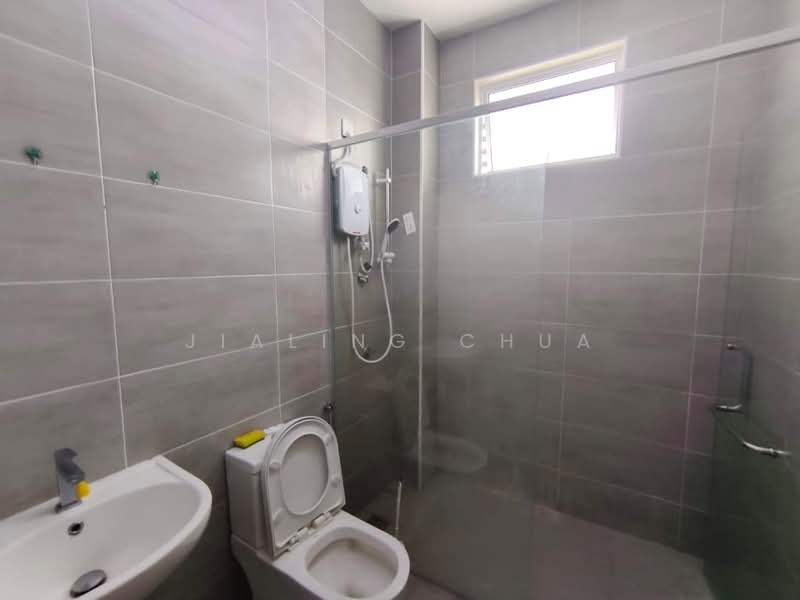 Terraced House for Rent in Kampung Sentosa Barat (Pasir Gudang) - Jialing Chua - Bathroom - PropertyGuru.com.my