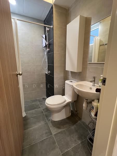 Condominium for Rent at QuayWest Residence - Andrew Chow - Bathroom - PropertyGuru.com.my