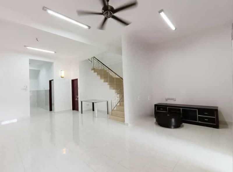 2-storey Terraced House for Sale in Taman Seri Murni (Butterworth) - Zack Lee - Living Room - PropertyGuru.com.my