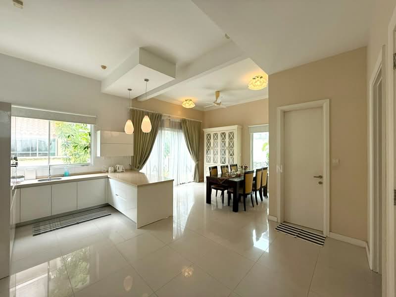 Bungalow for Sale in Setia Eco Park (Setia Alam) - Sa'a Nordin - Kitchen - PropertyGuru.com.my