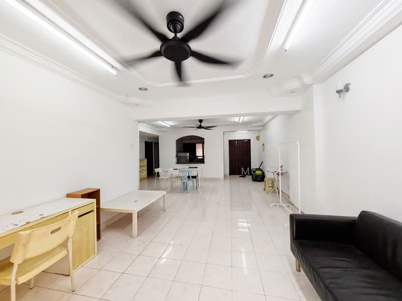 Kondominium untuk Disewa di Vista Komanwel C - Sky Lim - Living Room - PropertyGuru.com.my