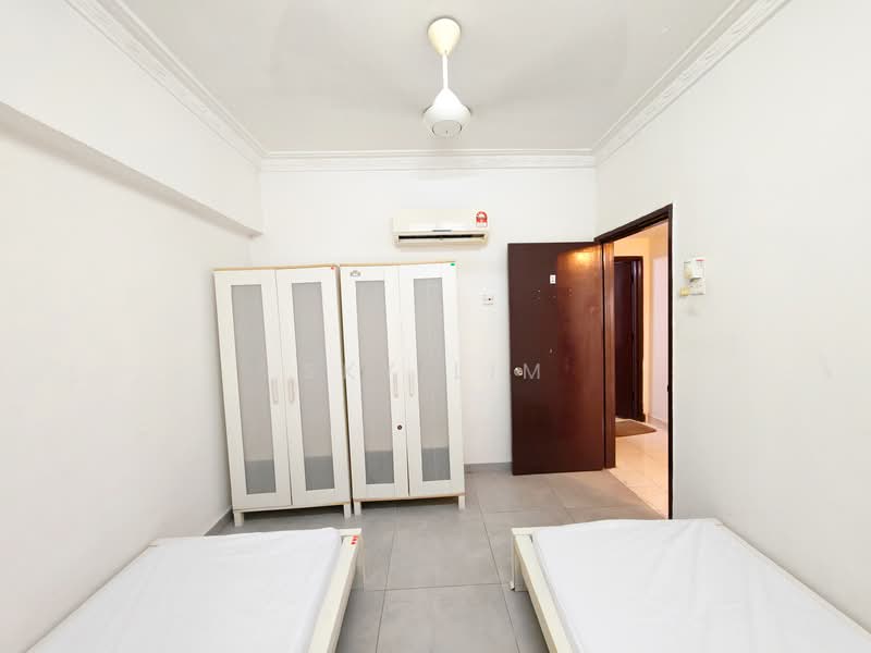 Kondominium untuk Disewa di Vista Komanwel C - Sky Lim - Bedroom - PropertyGuru.com.my