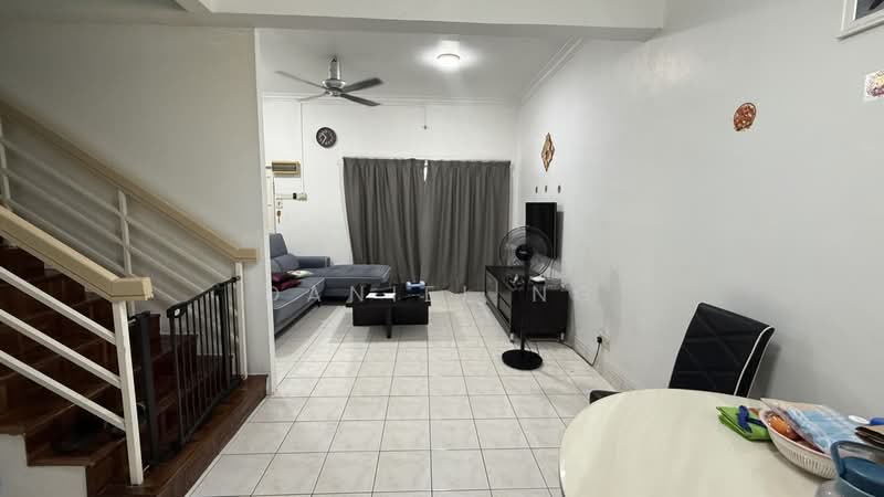 Rumah Teres 2-Tingkat untuk Dijual di Taman Juara Jaya (Cheras) - Daniel Ng - Living Room - PropertyGuru.com.my
