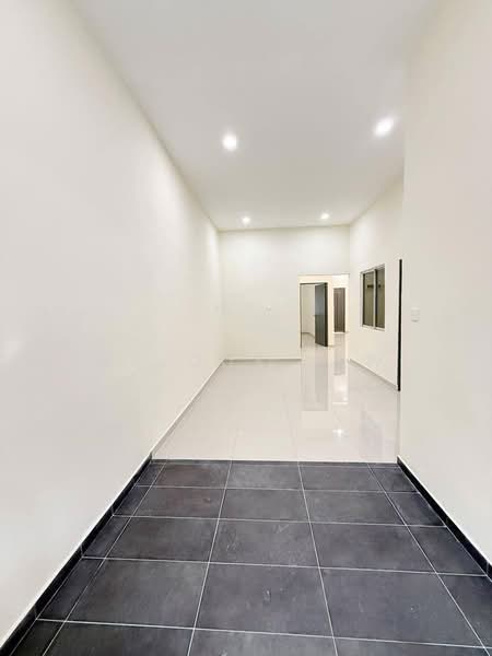 1-storey Terraced House for Sale in Taman Perling (Perling) - Melody Yew - Interior - PropertyGuru.com.my