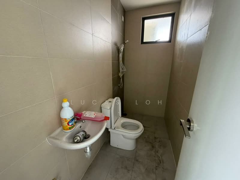 Ixora Residences @ Bandar Seri Coalfields untuk Untuk Dijual - RM 720,000, Apr 2026 - Bathroom - PropertyGuru.com.my