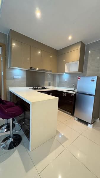Service Residence for Sale at R&F Princess Cove Phase 1 - Louis Ng - Kitchen - PropertyGuru.com.my