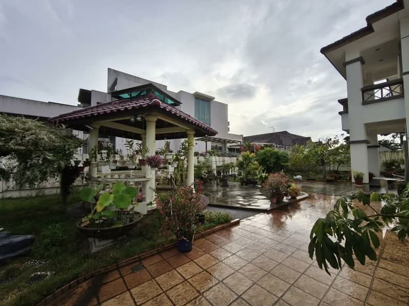 Bungalow for Sale in Taman Universiti (Skudai) - Eva Siow - Exterior - PropertyGuru.com.my