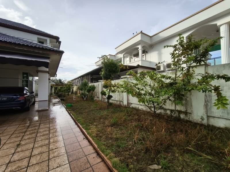 Bungalow for Sale in Taman Universiti (Skudai) - Eva Siow - Exterior - PropertyGuru.com.my
