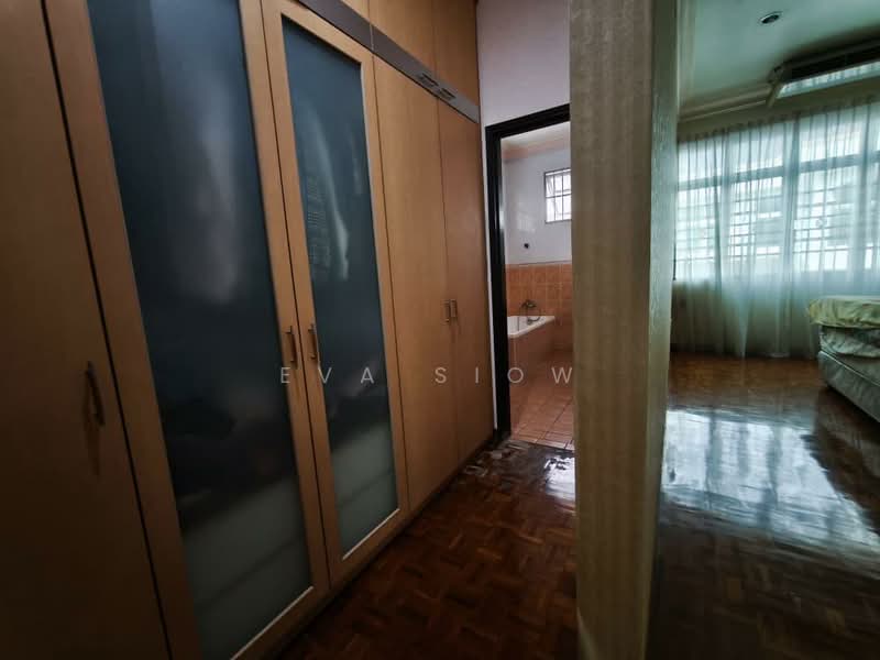 Bungalow for Sale in Taman Universiti (Skudai) - Eva Siow - Bathroom - PropertyGuru.com.my