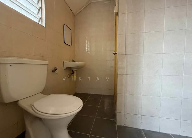 2-storey Terraced House for Sale in Kota Emerald (Rawang) - Vikram . - Bathroom - PropertyGuru.com.my