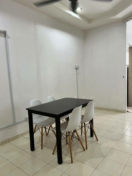 2-storey Terraced House for Sale in Bandar Seri Botani (Simpang Pulai) - YY Cheah - Dining Room - PropertyGuru.com.my