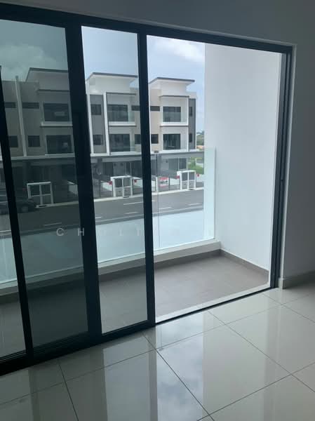 Townhouse for Sale in Sepang (Selangor) - Cholian Lim - Balcony - PropertyGuru.com.my
