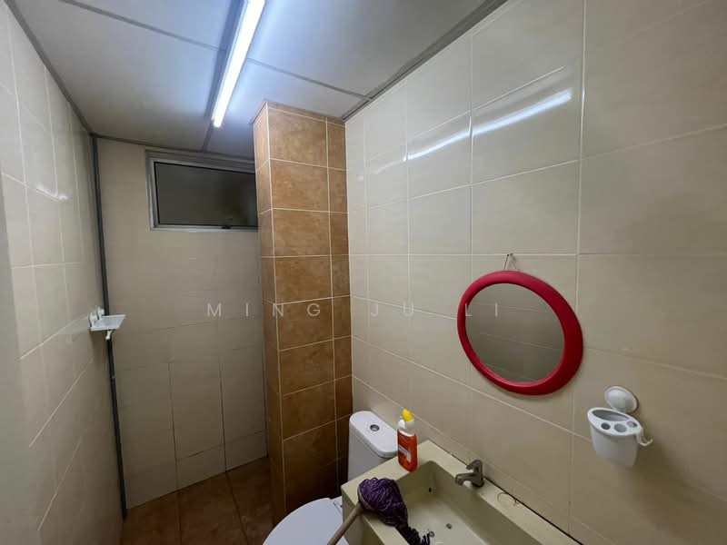 Condominium for Rent at Platinum Lake PV 13 - Ming Ju Li - Bathroom - PropertyGuru.com.my
