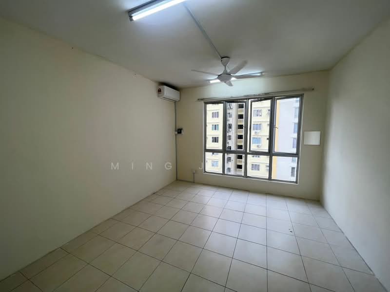 Condominium for Rent at Platinum Lake PV 13 - Ming Ju Li - Living Room - PropertyGuru.com.my