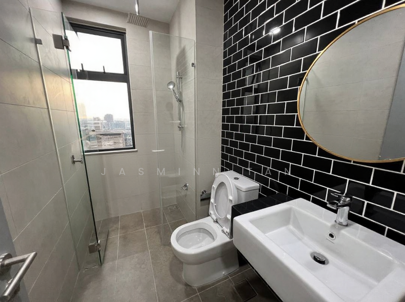 Apartment for Sale at Union Suites - Jasminn Tan - Bathroom - PropertyGuru.com.my